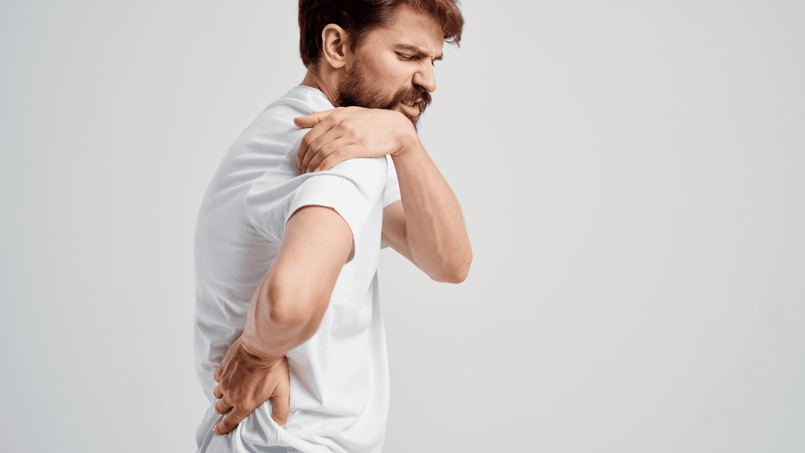 Schouder-Arm-Syndroom Man met het schouder-arm-syndroom